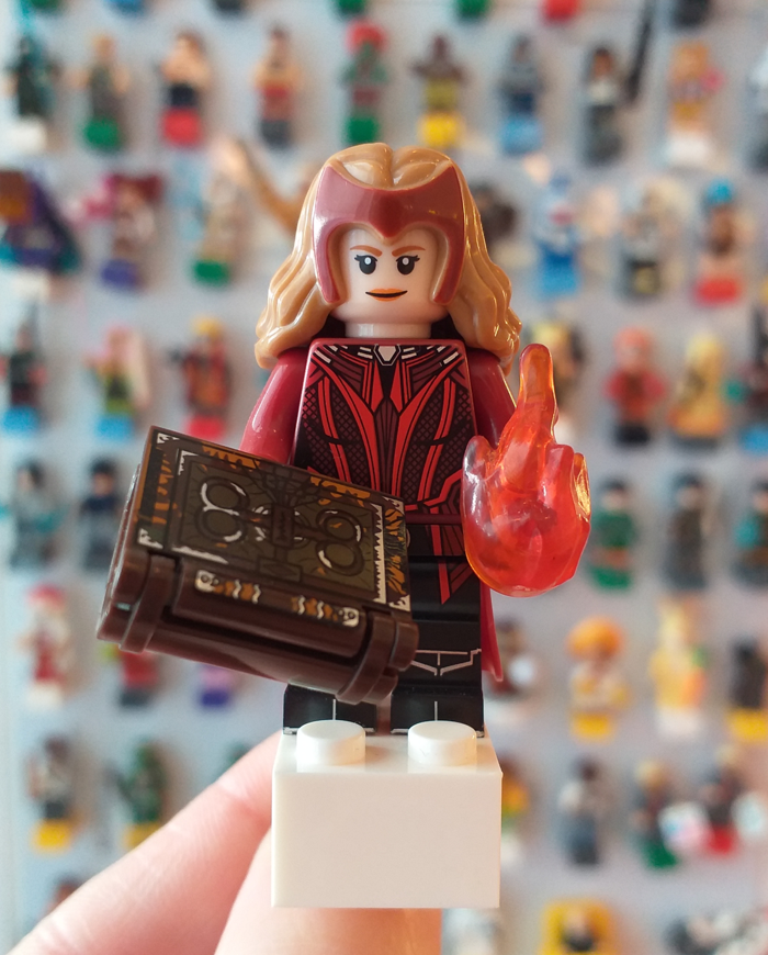 Íman Feiticeira Escarlate (Marvel)