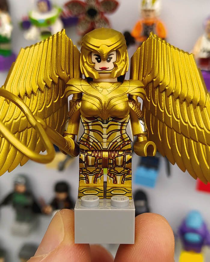 Íman Mulher-Maravilha 1984 Armadura Dourada (DC)