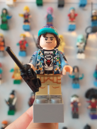 Íman Dustin (Stranger Things - 4.ª Temporada)