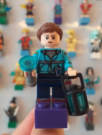 Íman Max com Headphones (Stranger Things - 4.ª Temporada)