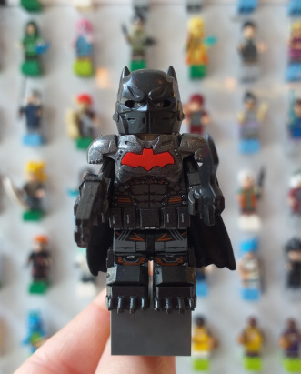 Íman Batman XE Suit