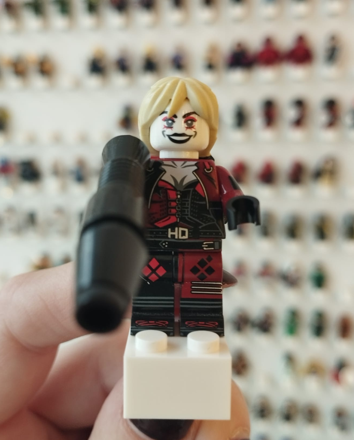 Íman Harley Quinn (Esquadrão Suicida 2)