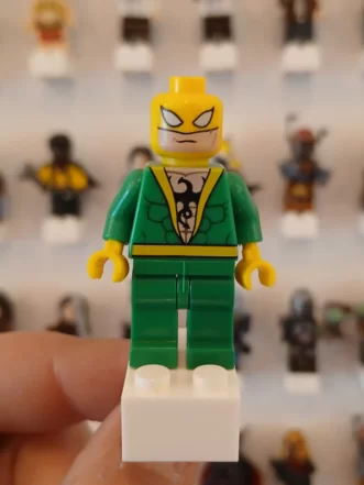 Íman Iron Fist - Fato (Marvel)